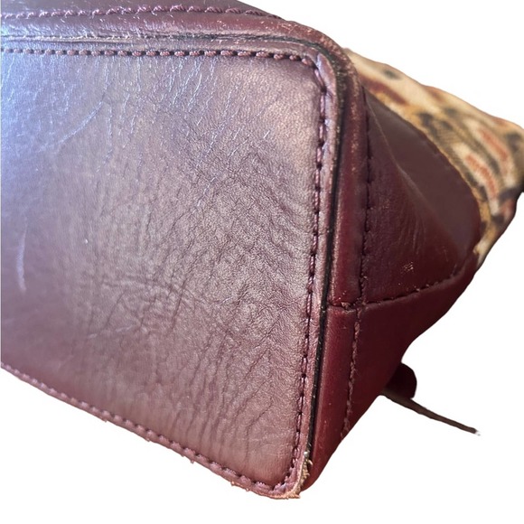 Patricia Nash Bags Patricia Nash Salvina Peruvian Tapestry Bag - Picture 5 of 11